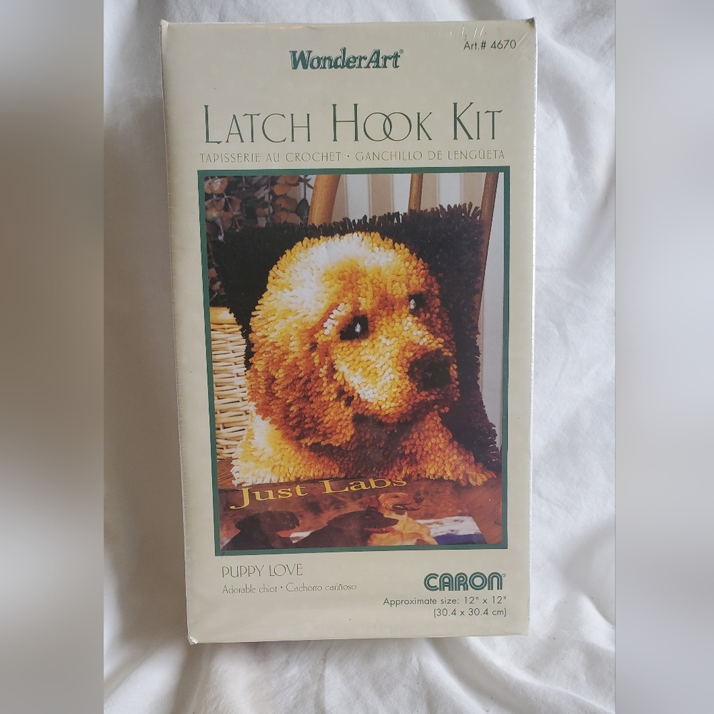 WonderArt Vtg Latch Hook Kit Puppy Love 12"x12" Pillow Wall Hanging Sealed NIB